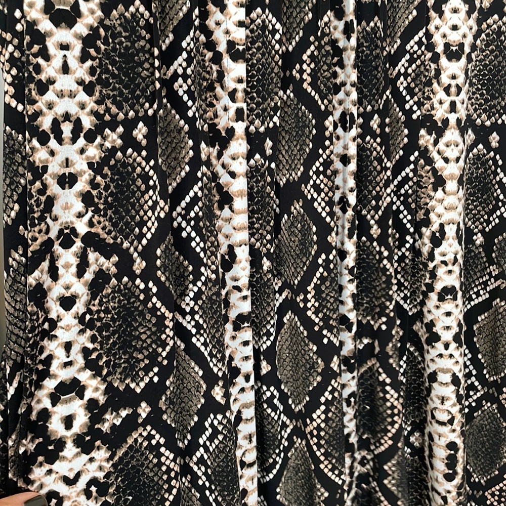 Python print Calvin Klein dress - Picture 3 of 3